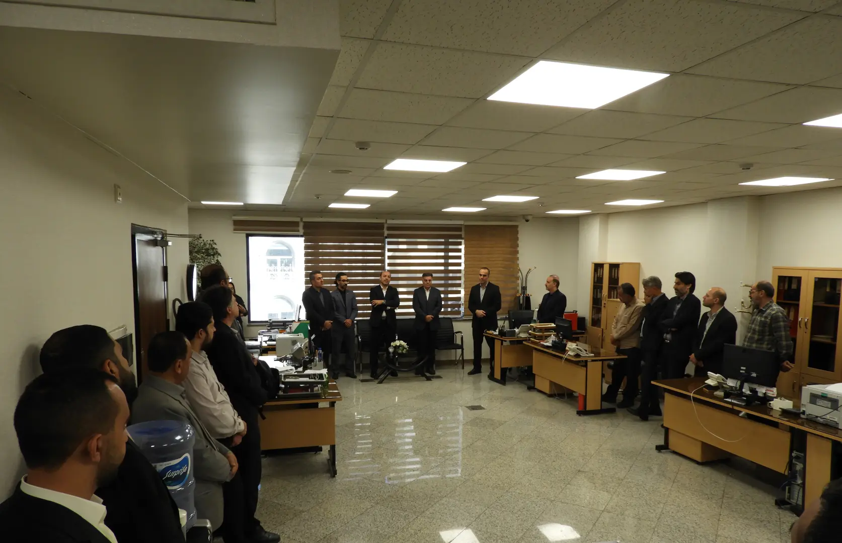 دیدار صمیمانه مدیرعامل و عضو هیئت‌مدیره با پرسنل ستاد؛ هم‌اندیشی بی‌واسطه برای رفع چالش‌ها و ترسیم افق‌های پیش‌رو